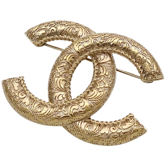 CHANEL Gold Brooch - Picture 2 of 10